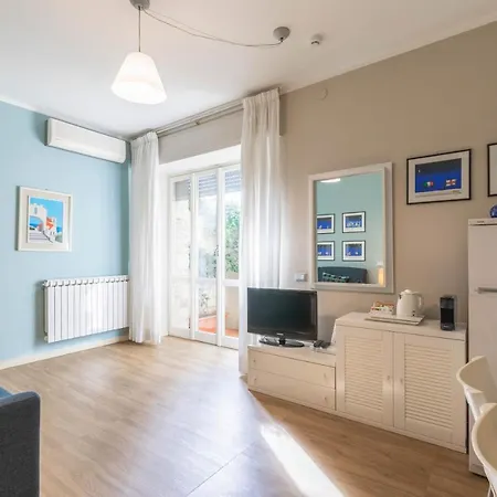 Sole Mare Alaxi Lägenhetshotell Alassio