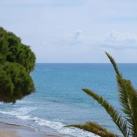 Sole Mare Alaxi Lägenhetshotell 4*