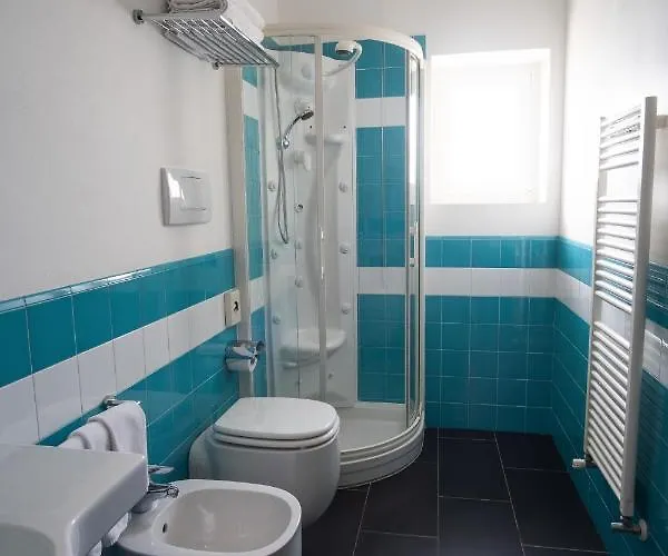 Apartmanhotel Sole Mare Alaxi 4*