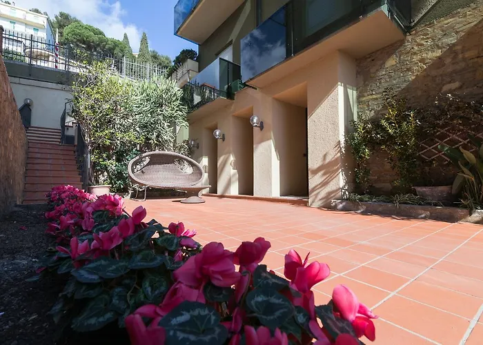 Apartmanhotel Sole Mare Alaxi 4*