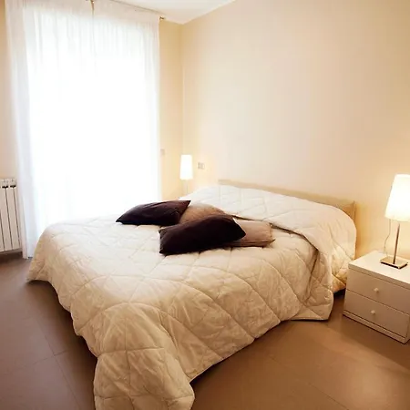 Sole Mare Alaxi Алассио