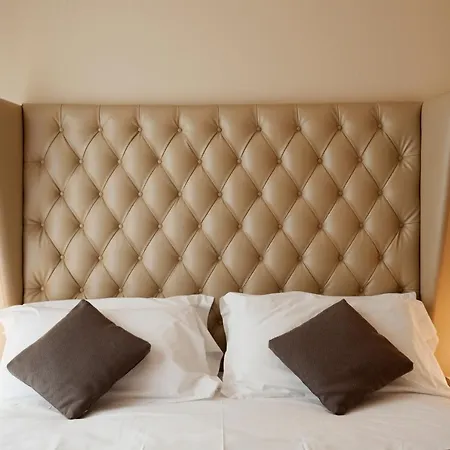 Sole Mare Alaxi Апарт-отель 4*