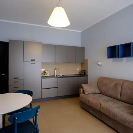 Sole Mare Alaxi Апарт-отель 4*