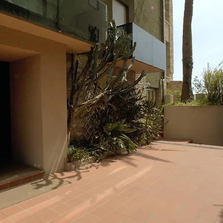 Sole Mare Alaxi Lägenhetshotell Alassio