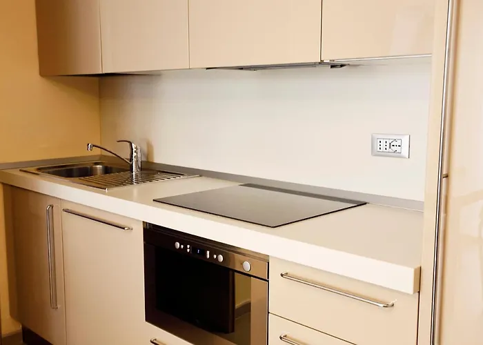 Sole Mare Alaxi アパートホテル アラッシオ