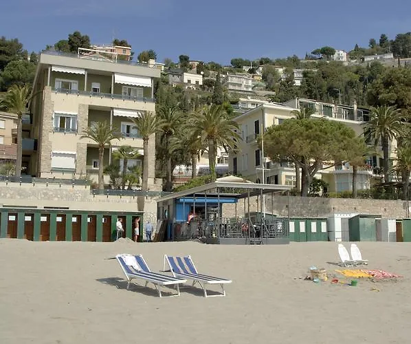 Sole Mare Alaxi Aparthotel Alassio