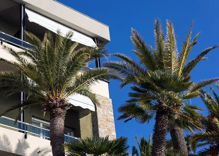 Sole Mare Alaxi アパートホテル 4*